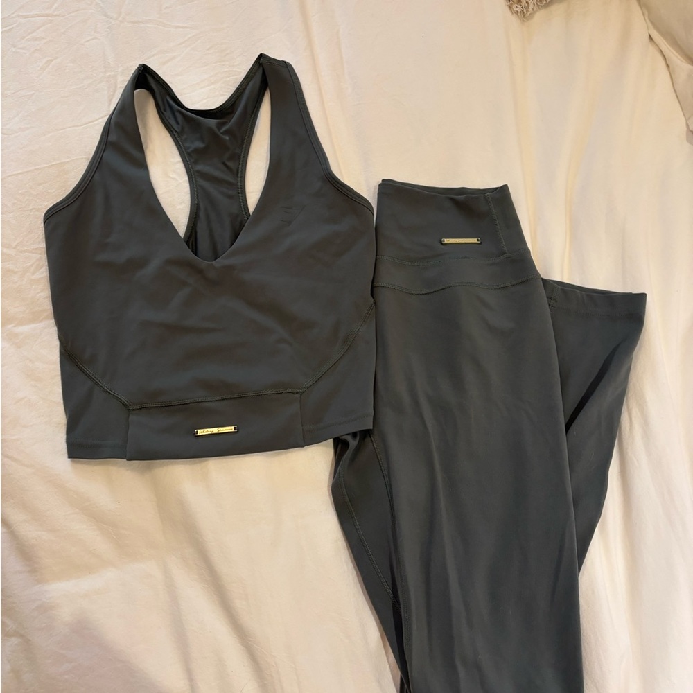 Grey/green Whitney Simmons gymshark Activewear Set